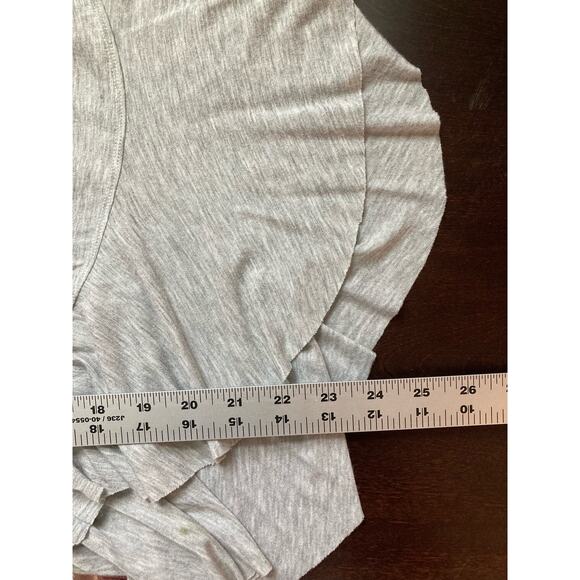 Free People We The Free Uptown Ruffle Tank Top Size S Gray V-Hem Casual Shirred - Picture 11 of 11